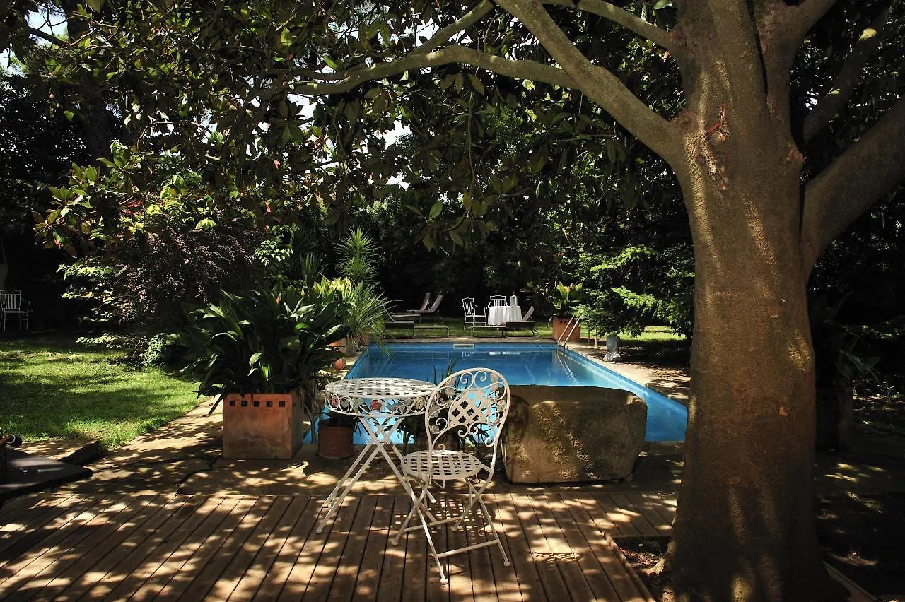 Country house Las Moradas Del Unicornio Guest House Pubol