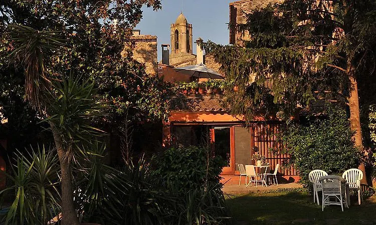 Las Moradas Del Unicornio Guest House Pubol Spain